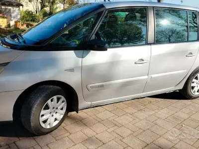 Usata Renault Espace 2008 Grigio Monovolume