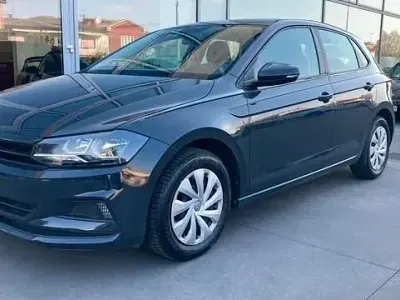 Usata VW Polo Comfortline 65 CV (47 kW) 2019 Grigio Utilitaria