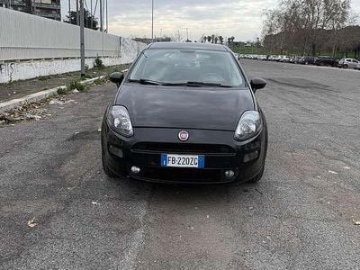 Usata Fiat Grande Punto 77 CV (56 kW) 2016 Nero Utilitaria