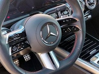 Occasion Mercedes B180 AMG Line Premium 136 PK (100 kW) 2024 Zwart MPV