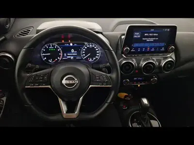 Usata Nissan Juke N-Connecta 114 CV (83 kW) 2023 Grigio chiaro SUV