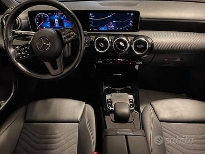 Usata Mercedes A180 Executive 116 CV (85 kW) 2019 Nero Berlina