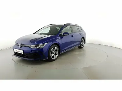 Usata VW Golf VIII R-line 150 CV (110 kW) 2023 Lapiz blue met Station wagon
