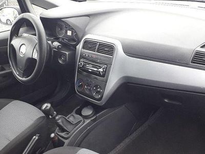 Usata Fiat Grande Punto S 69 CV (50 kW) 2013 Nero Utilitaria