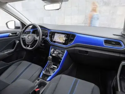 Usata VW T-Roc 116 CV (85 kW) 2019 Blu/azzurro SUV