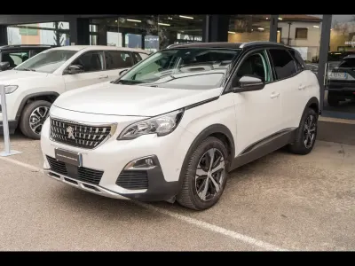 Usata Peugeot 3008 Allure 131 CV (96 kW) 2018 Bianco SUV