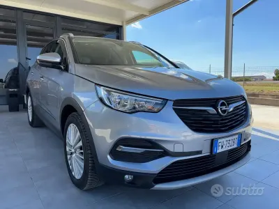 Usata Opel Grandland X Ultimate 131 CV (96 kW) 2019 Grigio SUV