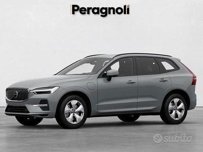 Nuova Volvo XC60 349 CV (256 kW) 2025 Grigio SUV