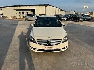 Usata Mercedes B180 Executive 110 CV (80 kW) 2013 Bianco Monovolume