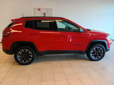 Usata Jeep Compass Trailhawk 241 CV (177 kW) 2021 Rosso SUV
