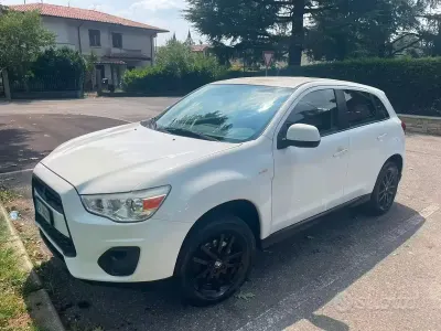 Usata Mitsubishi ASX 117 CV (86 kW) 2014 Bianco SUV