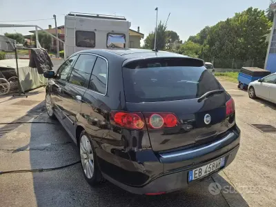 Usata Fiat Croma 150 CV (110 kW) 2010 Nero Station wagon