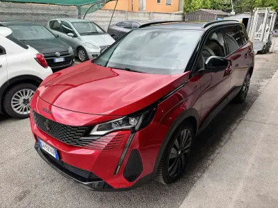 Usata Peugeot 5008 GT 177 CV (130 kW) 2022 Rosso SUV