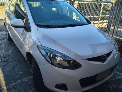 Usata Mazda 2 86 CV (63 kW) 2010 Bianco Utilitaria