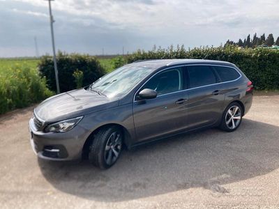 Usata Peugeot 308 SW Allure 130 CV (95 kW) 2019 Grigio Station wagon