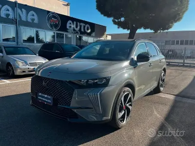 Gebraucht DS Automobiles DS7 Crossback Performance 131 PS (96 kW) 2023 Grau SUV