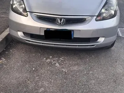 Usata Honda Jazz 78 CV (57 kW) 2003 Grigio Utilitaria