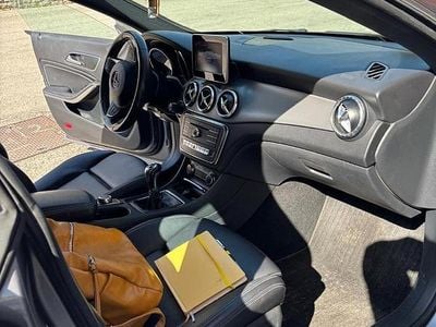 Usata Mercedes CLA180 109 CV (80 kW) 2016 Grigio Berlina