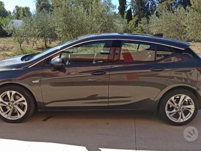 Usata Opel Astra Innovation 136 CV (100 kW) 2015 Grigiogrigio Berlina