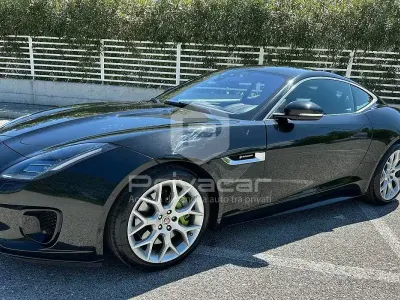 Usata Jaguar F-Type R-Dynamic 300 CV (220 kW) 2018 Nero Coupé