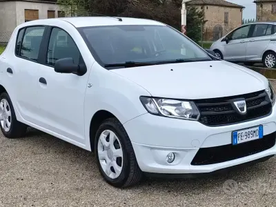 Usata Dacia Sandero Ambiance 90 CV (66 kW) 2016 Other Berlina
