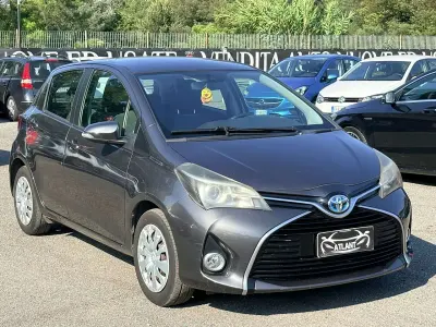 Usata Toyota Yaris Hybrid