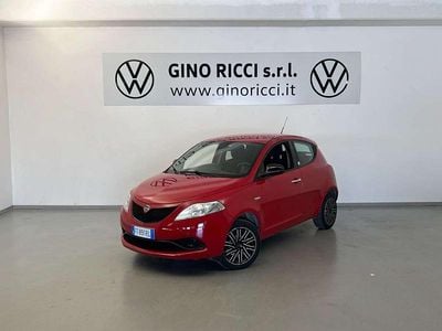Usata Lancia Ypsilon 69 CV (50 kW) 2019 Rosso Utilitaria