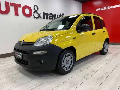 Usata Fiat Panda 80 CV (58 kW) 2017 Giallo Utilitaria