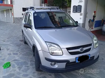 Usata Suzuki Ignis 2004 Grigio Utilitaria
