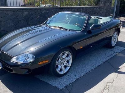 Jaguar XK8