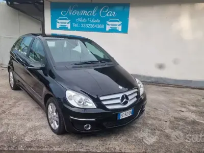 Usata Mercedes B180 Executive 109 CV (80 kW) 2010 Nero Monovolume