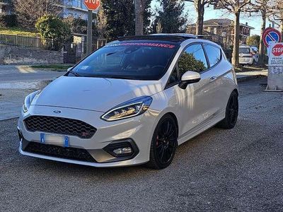 Usata Ford Fiesta ST 205 CV (150 kW) 2019 Grigio Utilitaria