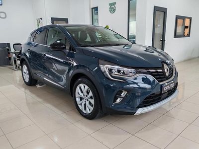 Usata Renault Captur Intens 100 CV (73 kW) 2022 Blu SUV