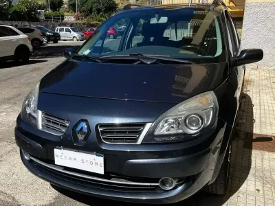 Usata Renault Scenic E-Tech Dynamique 131 CV (96 kW) 2009 Grigio Monovolume