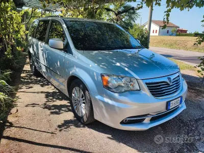 Usata Lancia Voyager