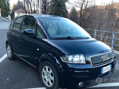 Usata Audi A2 75 CV (55 kW) 2002 Blu Utilitaria