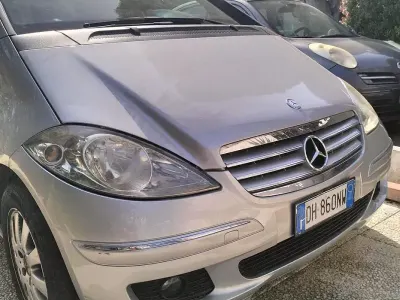 Usata Mercedes A180 109 CV (80 kW) 2007 Grigio Berlina