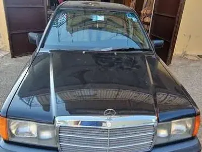 Usata Mercedes 190 118 CV (86 kW) 1989 Berlina