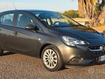Usata Opel Corsa Innovation 69 CV (50 kW) 2017 Grigio Utilitaria