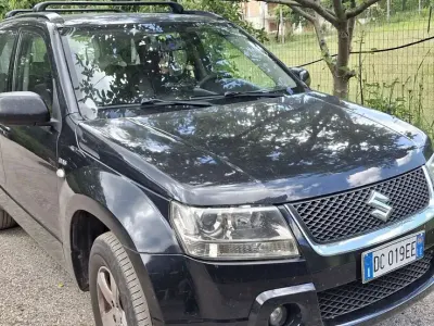 Usata Suzuki Grand Vitara 129 CV (94 kW) 2006 Nero SUV