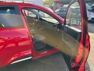 Usata DR DR 4.0 154 CV (113 kW) 2022 Rosso SUV