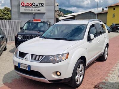 usata Mitsubishi Outlander 2.0D 4x4 12 mesi