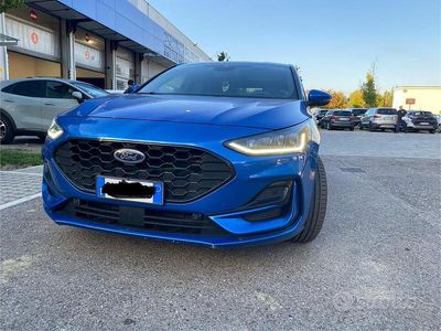 Usata Ford Focus 125 CV (91 kW) 2023 Blu Berlina