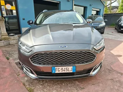 Usata Ford Mondeo Vignale 180 CV (132 kW) 2016 Grigio Station wagon