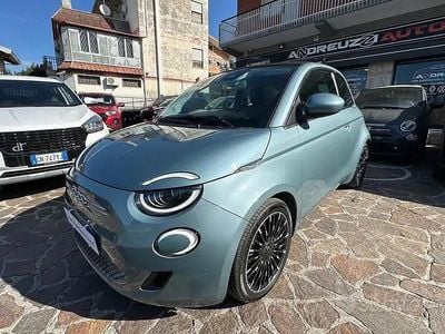 Usata Fiat 500e La Prima 86 kW (118 CV) 2021 Grigio Cabrio
