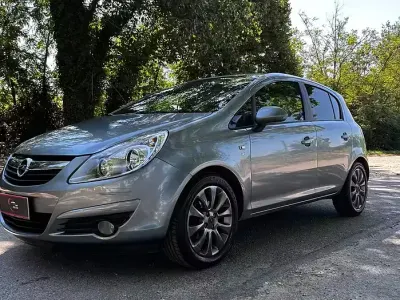 Usata Opel Corsa 75 CV (55 kW) 2012 Grigio Utilitaria