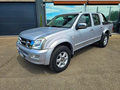Usata Isuzu D-Max 131 CV (96 kW) 2006 Argento SUV