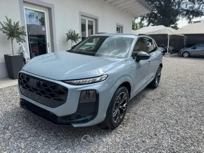 Nuova Audi Q3 S-Line 150 CV (110 kW) 2025 Gray SUV