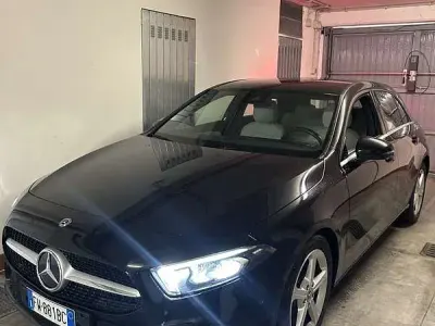 Usata Mercedes A180 Business 116 CV (85 kW) 2019 Berlina