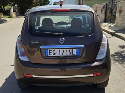 Lancia Ypsilon